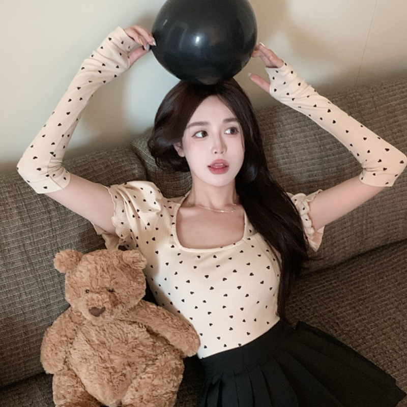 Womens T Shirt Square Neck Heart shaped Printed Puff Sleeve T shirt Women Summer Sweet Pit Cloth Slim fitting Crop Tops with Sleeves 230306