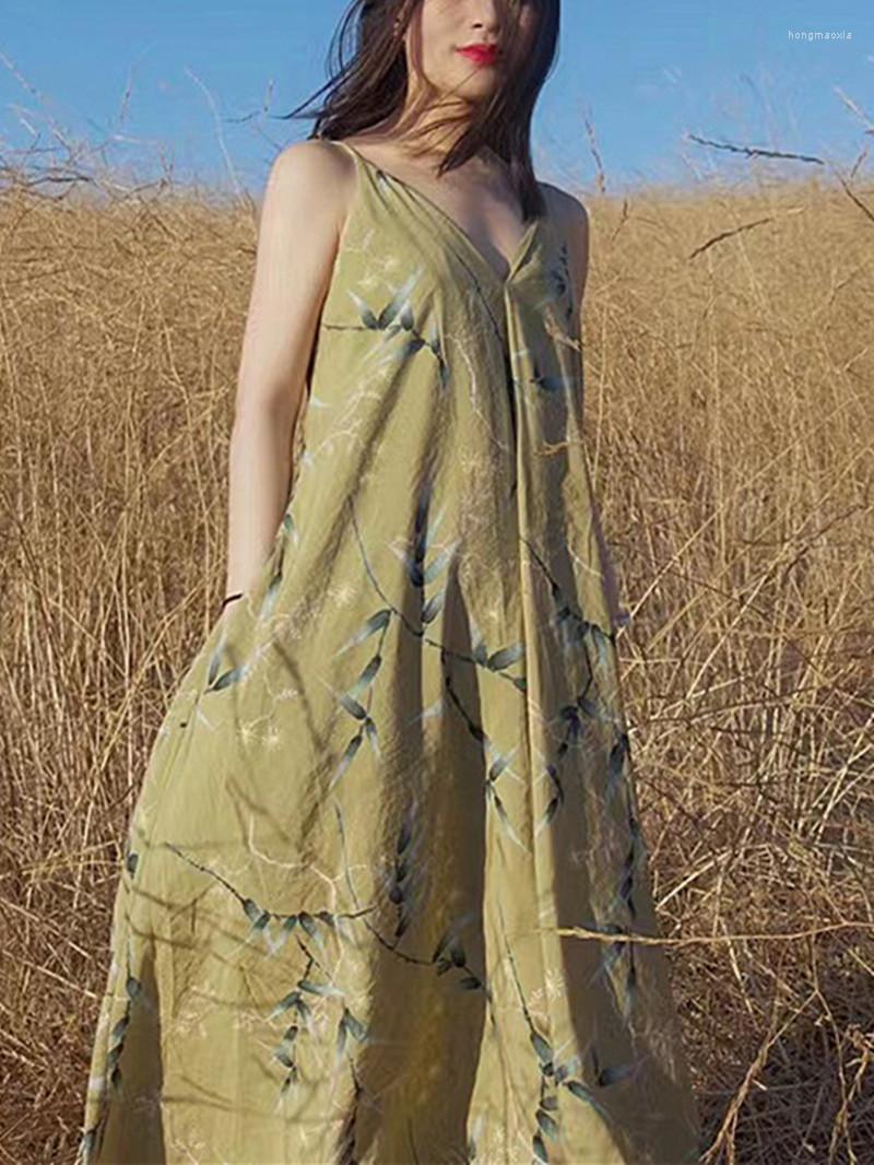 Casual Dresses Women's Vintage Bamboo Leaf Print Sling Long Dress Summer V-Neck Sleeveless Ladies Loose Pleated Robe With Pockets
Casual Dresses Women's Vintage Bamboo Leaf Print Sling Long Dress Summer V-Neck Sleeveless Ladies Loose Pleated Robe With Pockets