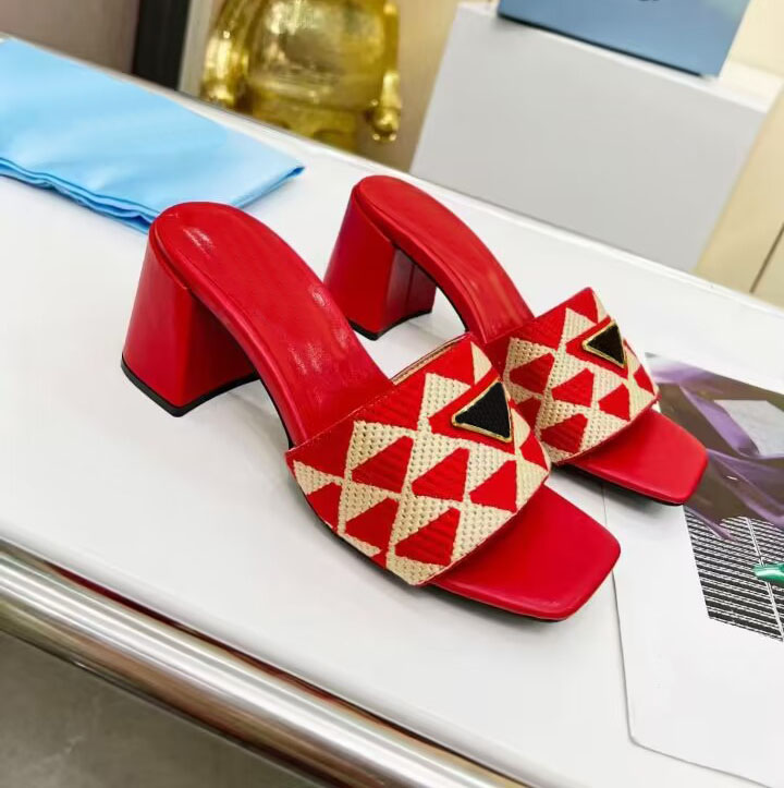 Women's high-heeled slippers Fashion embroidered cotton real leather shoes Luxury runway party beach casual shoes with box 35-43, Black
Women's high-heeled slippers Fashion embroidered cotton real leather shoes Luxury runway party beach casual shoes with box 35-43, Black