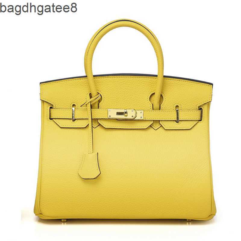 2023 Women's Birkins Bags Bag Classic Fashion Designer Head Leather Handbag Hermas Gold Clasp Dlg8, Big red
2023 Women's Birkins Bags Bag Classic Fashion Designer Head Leather Handbag Hermas Gold Clasp Dlg8, Big red