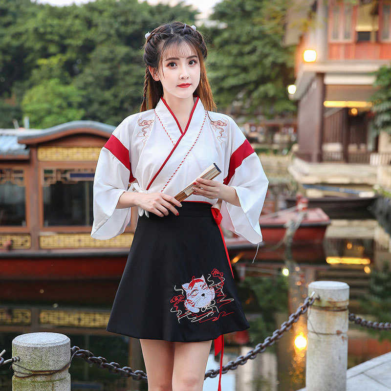 Anime Costumes 2021 New Anime Women's clothing spring Han suit Zephyr Cat Women Lolita Girls' harajuku Black Top skirt Party Cosplay come Z0