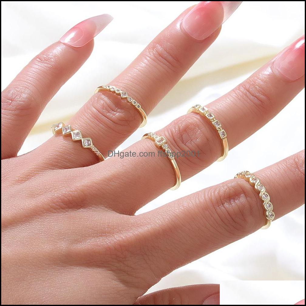 Band Rings Simple Copper Knuckle Ring Geometric Zircon Temperament Personality Open For Women Finger Bagues Femme Party Jewelry Gift Dhbmi 
Band Rings Simple Copper Knuckle Ring Geometric Zircon Temperament Personality Open For Women Finger Bagues Femme Party Jewelry Gift Dhbmi