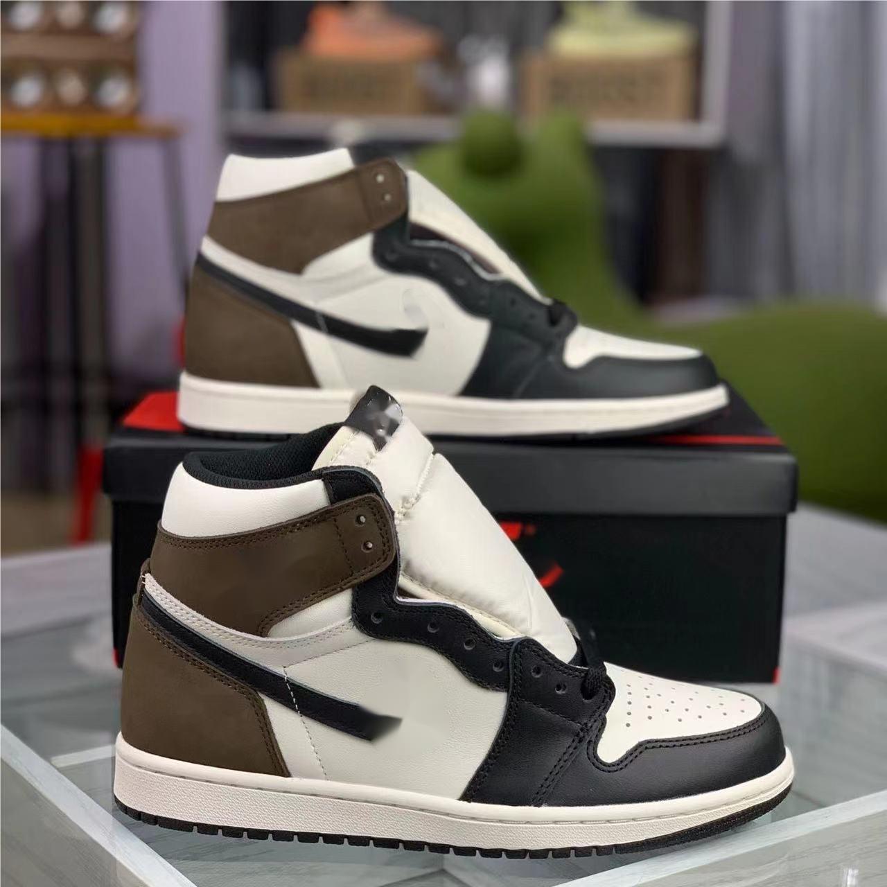 2023 Basketball Shoes Woman Chicago Dark Mocha Suede 1s Basketball Sneaker Outdoor Sport Massage Designer Sneakers Top Quallity
2023 Basketball Shoes Woman Chicago Dark Mocha Suede 1s Basketball Sneaker Outdoor Sport Massage Designer Sneakers Top Quallity