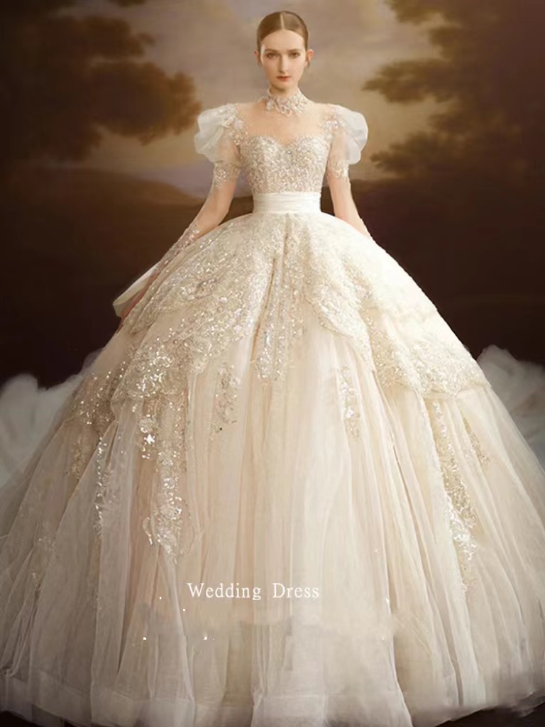 Luxury Dubai Ball Gown Wedding Dresses Long Sleeve Sheer crystal Neck Crystal Beaded Appliqued Bridal Gowns lace sequined designer Vestido De Novias, Same as image
Luxury Dubai Ball Gown Wedding Dresses Long Sleeve Sheer crystal Neck Crystal Beaded Appliqued Bridal Gowns lace sequined designer Vestido De Novias, Same as image
