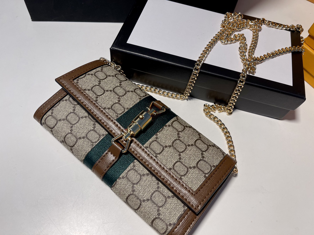 Fashion designer shoulder bags luxury womens handbags 2 G letter genuine leather Marmont chains crossbody clutches ladies vintage jackie1961 sling purses #9201, 621993#g letter
Fashion designer shoulder bags luxury womens handbags 2 G letter genuine leather Marmont chains crossbody clutches ladies vintage jackie1961 sling purses #9201, 621993#g letter