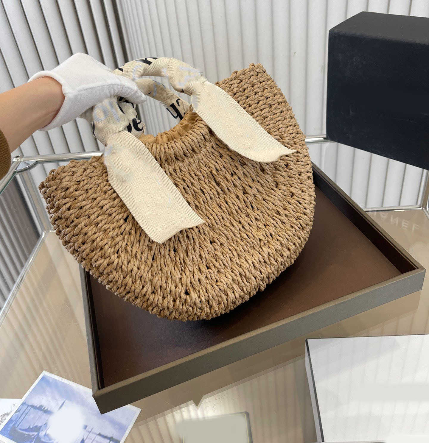 Three Sizes Beach Bags Straw Weavn Basket Totes Handbag Letters Women Brand Designer Messengers Purses For Holidays summer 230216, Khaki
Three Sizes Beach Bags Straw Weavn Basket Totes Handbag Letters Women Brand Designer Messengers Purses For Holidays summer 230216, Khaki