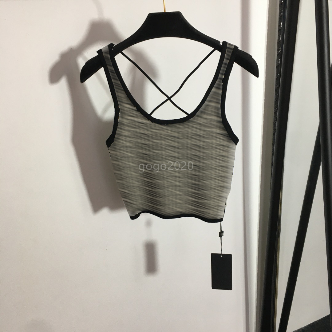 23ss Women Designer Tee Vest Knits T shirts Jogging Top With All-over Letter Motif Crop Top Runway Designer High End Brand Stretch Sleeveless Camisole Jumper Pullover, Customize
23ss Women Designer Tee Vest Knits T shirts Jogging Top With All-over Letter Motif Crop Top Runway Designer High End Brand Stretch Sleeveless Camisole Jumper Pullover, Customize