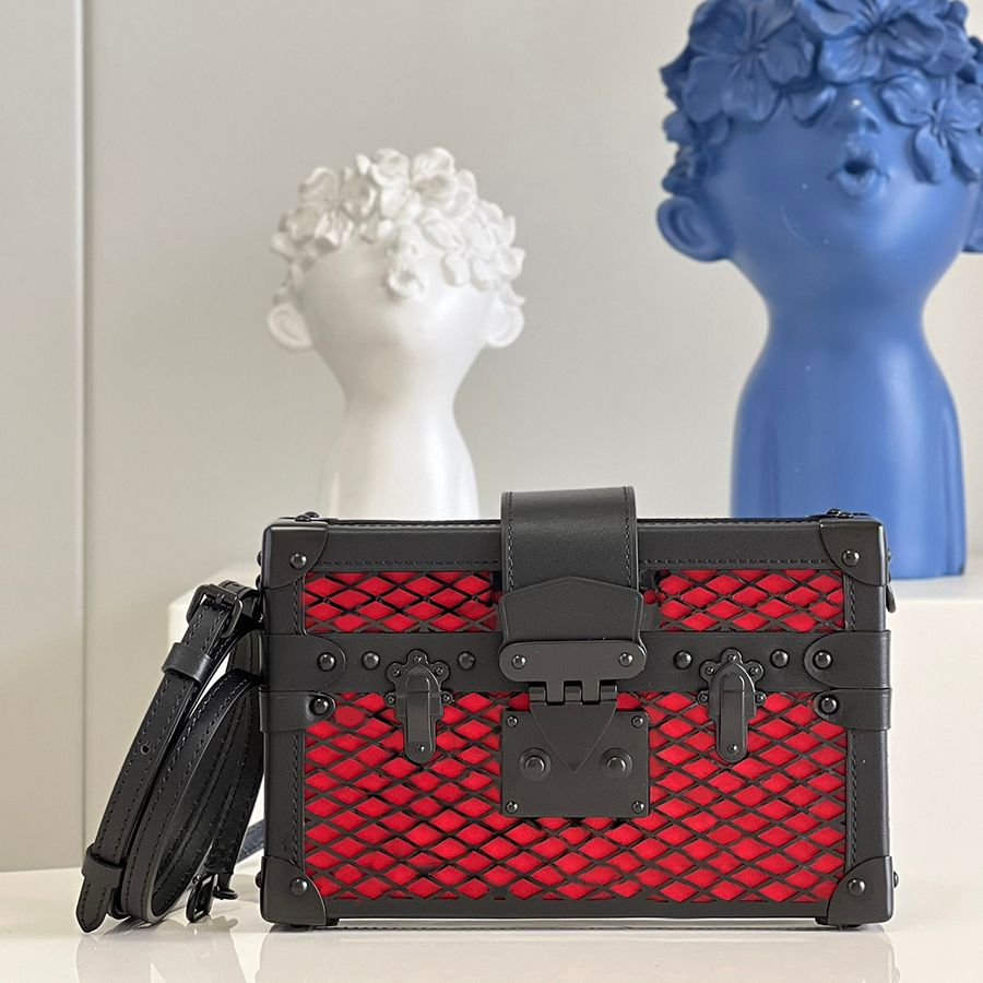 Delicate knockoff Designer Hand Bag PETITE MALLE 20CM Fashion Crossbody Bag M20353 With Box YL161
Delicate knockoff Designer Hand Bag PETITE MALLE 20CM Fashion Crossbody Bag M20353 With Box YL161