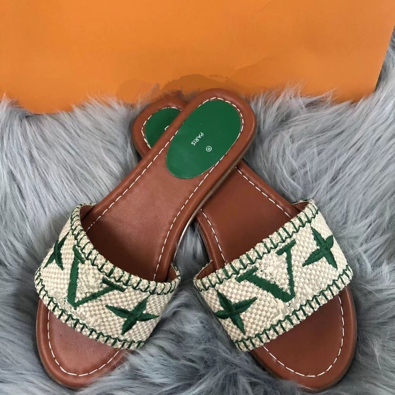 Luxury designer Slippers Women Sandal 2023 New Fashion Italy High-value brands Sandals Outdoor Flat Flip-flops Retro Knitting Slide vl Waterfront BOM DIA COMFORT
