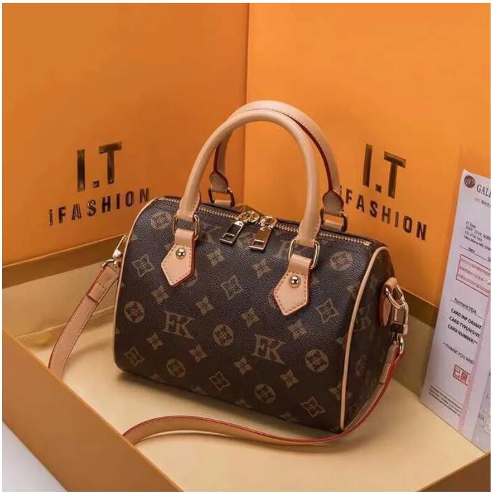 Top Boston Women Messenger Oblique Span Travel Bag Classic Style Fashion Bags Shoulder Lady Totes Handbags Speedy 30 Cm With Dust Bag Lock louiseitys LVS viutonitys