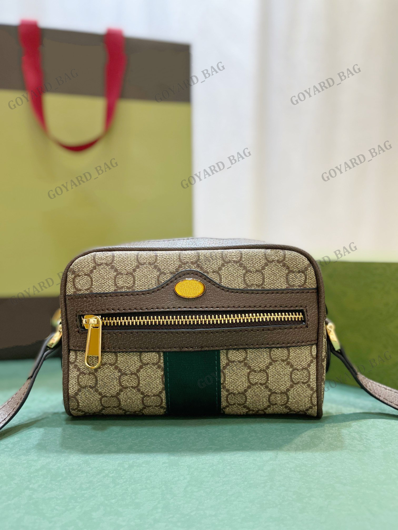 Ophidia Mini Bag Womens Designer Luxury Small Shoulder Bags 517350 Leather Canvas Cross-Body Bag Web Stripe Cell Phone Pouch Purse Fit Card Case Wallet Rhombi Design
Ophidia Mini Bag Womens Designer Luxury Small Shoulder Bags 517350 Leather Canvas Cross-Body Bag Web Stripe Cell Phone Pouch Purse Fit Card Case Wallet Rhombi Design