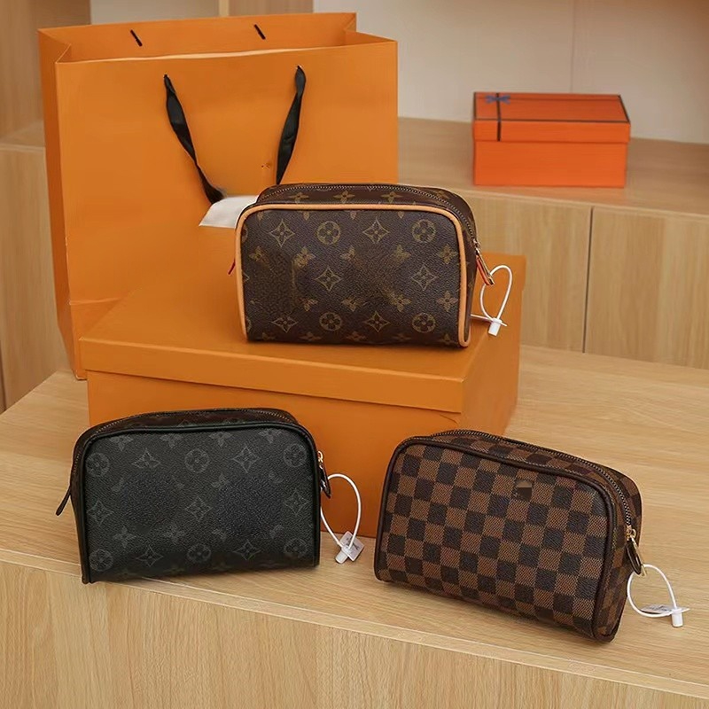 Classic Cosmetic Bag Spring New Large Capacity Unisex Mobile Phone Bag Cosmetic Bag Toiletry Traveling Storage Bags, 20*13*7cm
Classic Cosmetic Bag Spring New Large Capacity Unisex Mobile Phone Bag Cosmetic Bag Toiletry Traveling Storage Bags, 20*13*7cm
