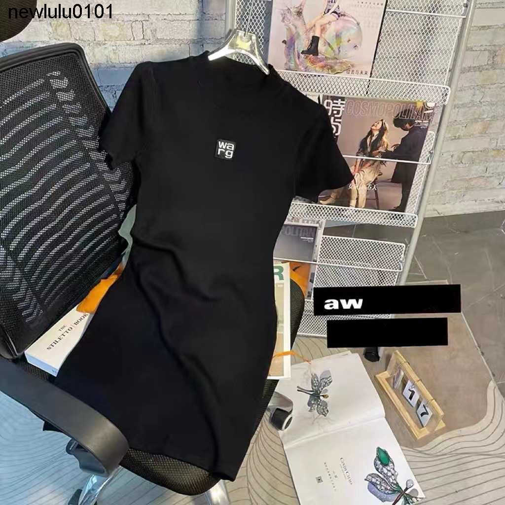 designer 23 Summer AW King' tight fitting dress with semi neck and front collar wang temperament buttock skirt slim slim black skirt, Black4 
designer 23 Summer AW King' tight fitting dress with semi neck and front collar wang temperament buttock skirt slim slim black skirt, Black4