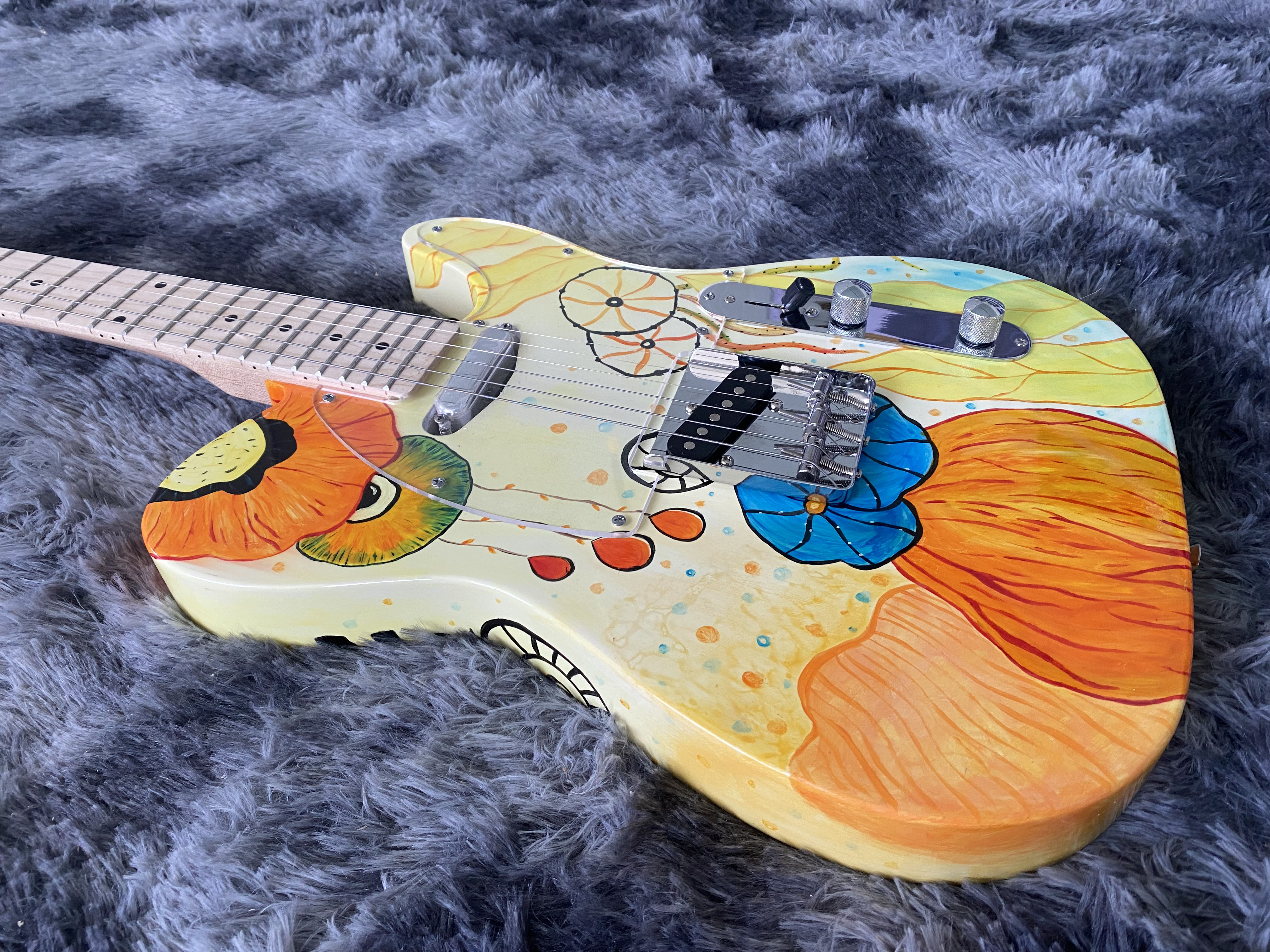 OEM electric guitar Fen drawing jellyfish on body maple neck Mustical instrument 6 strings
OEM electric guitar Fen drawing jellyfish on body maple neck Mustical instrument 6 strings