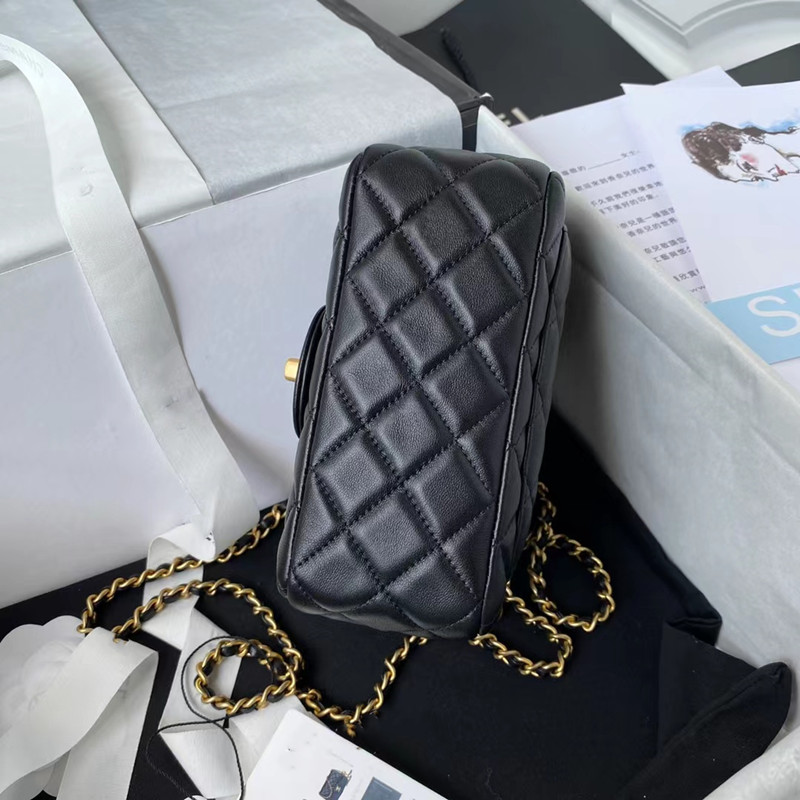 High Quality designer bag Classic Flap Quilted Bag Medium19cm 25cm Womens Lambskin Caviar Luxury Handbag Real Leather black Purse Shoulder Chain Black Box Bag
High Quality designer bag Classic Flap Quilted Bag Medium19cm 25cm Womens Lambskin Caviar Luxury Handbag Real Leather black Purse Shoulder Chain Black Box Bag
