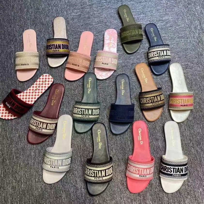 AAAA Dupe Dior Embroidered Women's Slippers Flat Sandals Outdoor Beach Rainbow Letters 3D Printed Blue Red striped letters Double 1:1 quality, Packet box
AAAA Dupe Dior Embroidered Women's Slippers Flat Sandals Outdoor Beach Rainbow Letters 3D Printed Blue Red striped letters Double 1:1 quality, Packet box