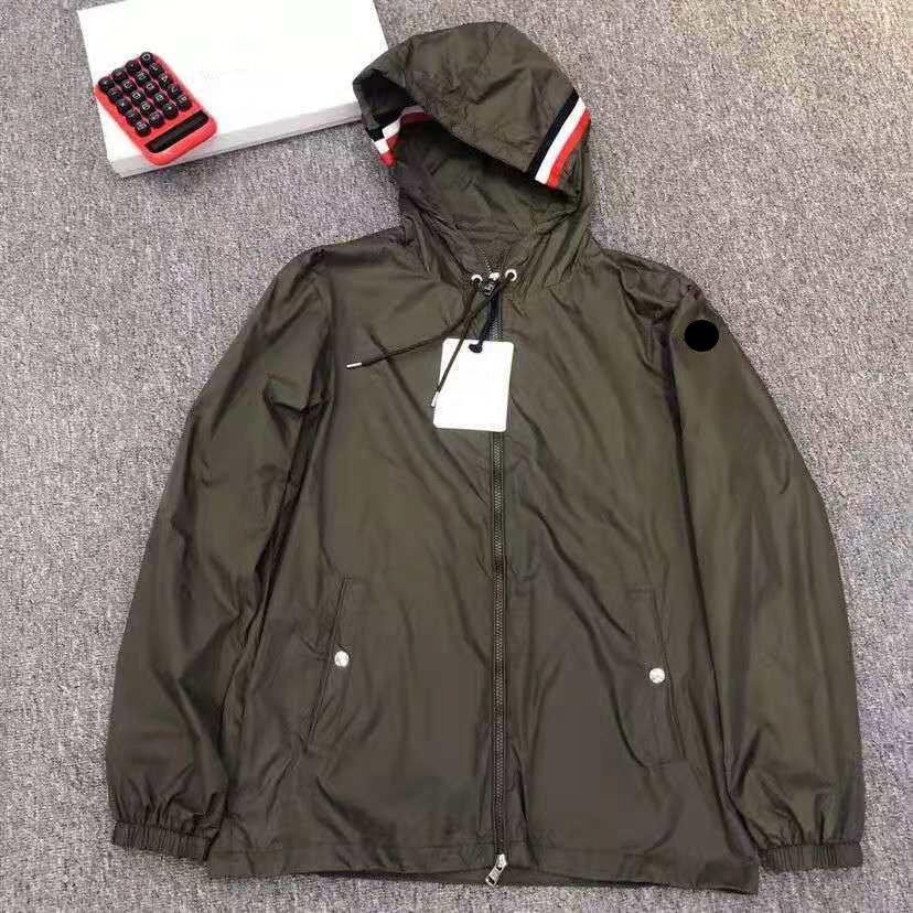 Designer Jackets monclair Moncle r Mens hoodes Sunscreen Bomber Embroidered Badge Outerwear coat -6, Orange
Designer Jackets monclair Moncle r Mens hoodes Sunscreen Bomber Embroidered Badge Outerwear coat -6, Orange