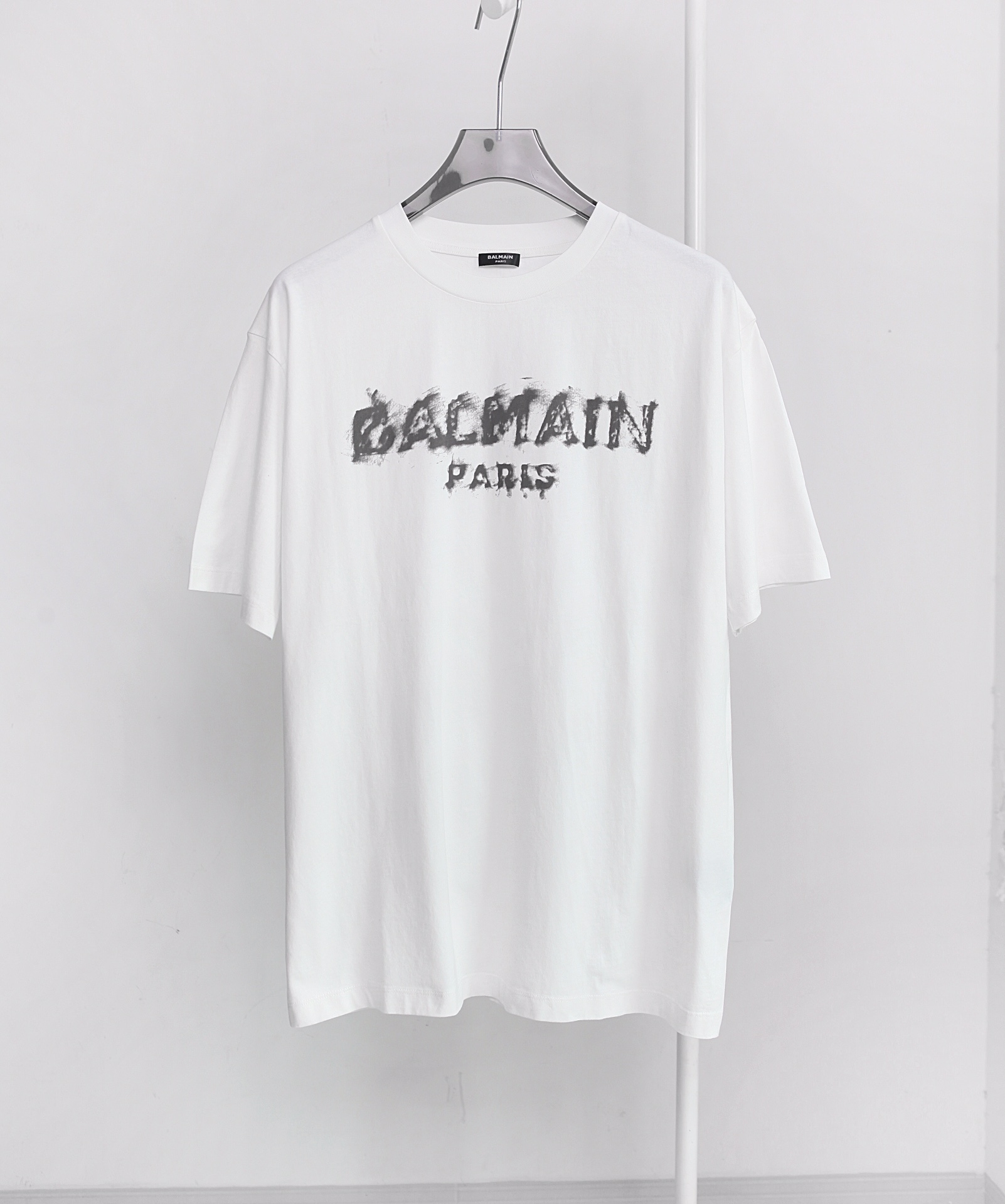 2023 Summer newest fashions mens designer beautiful letter printing t shirts ~ US SIZE tshirts ~ tops mens high quality designer short sleeve t shirts, White
2023 Summer newest fashions mens designer beautiful letter printing t shirts ~ US SIZE tshirts ~ tops mens high quality designer short sleeve t shirts, White