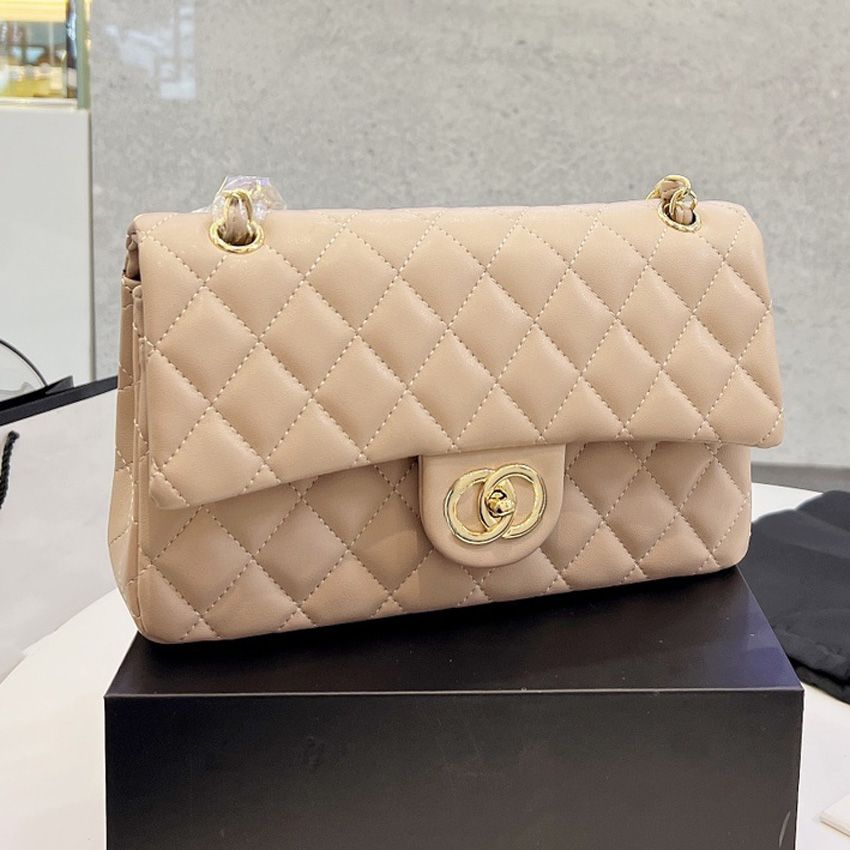 Designer bags Women Bag Wallet Handbag Lambskin Double Cover Shoulder Crossbody Bag Lady Luxury bags Metal Chain Clutch Flap Totes Bag Thread Purse Fashion, #1 golden logo 26cm
Designer bags Women Bag Wallet Handbag Lambskin Double Cover Shoulder Crossbody Bag Lady Luxury bags Metal Chain Clutch Flap Totes Bag Thread Purse Fashion, #1 golden logo 26cm