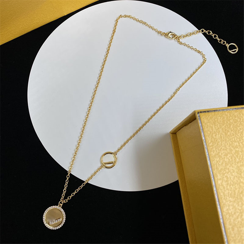 Disc Slide Pendant Necklaces with Diamond Border Women Circle Ring Geometry Design Necklaces Part Hollow Dedicate Lady Jewelry
Disc Slide Pendant Necklaces with Diamond Border Women Circle Ring Geometry Design Necklaces Part Hollow Dedicate Lady Jewelry