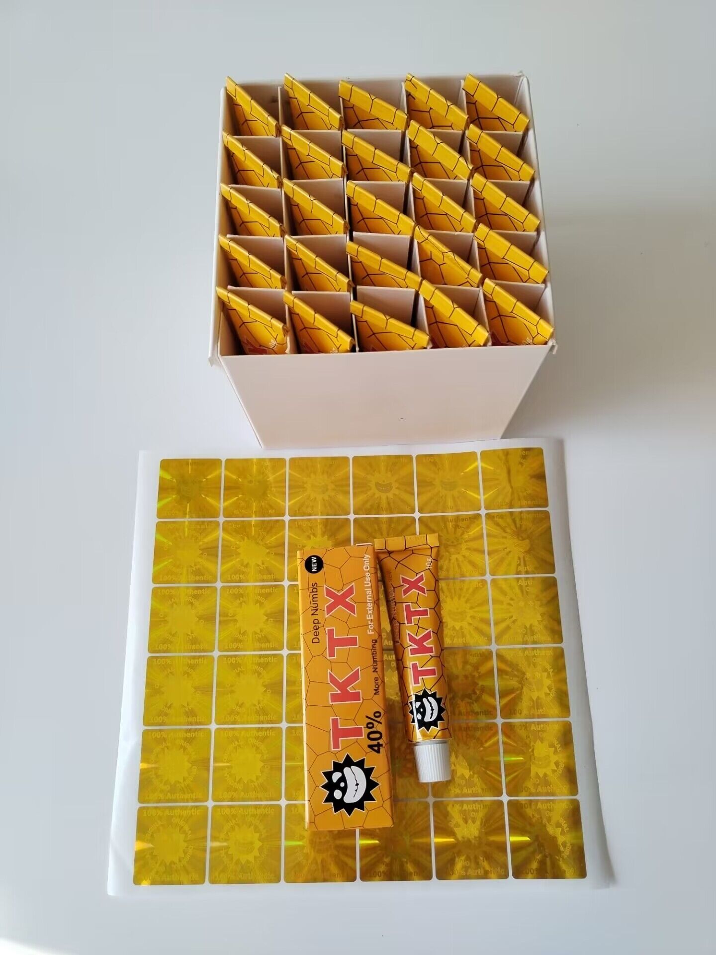 Tattoo Care Supplies Tktx 40 Numbing Cream Before Permanent Makeup Body Eyebrow Eyeliner Lips 10G Drop Delivery Health Beau Dh5T4
Tattoo Care Supplies Tktx 40 Numbing Cream Before Permanent Makeup Body Eyebrow Eyeliner Lips 10G Drop Delivery Health Beau Dh5T4