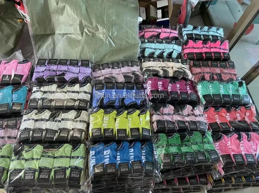Wholesale Multicolor Ankle Socks With Cardboad Tags Sports Cheerleaders Black pink Short Sock Girls Women Cotton Sock Skateboard Sneaker I0306