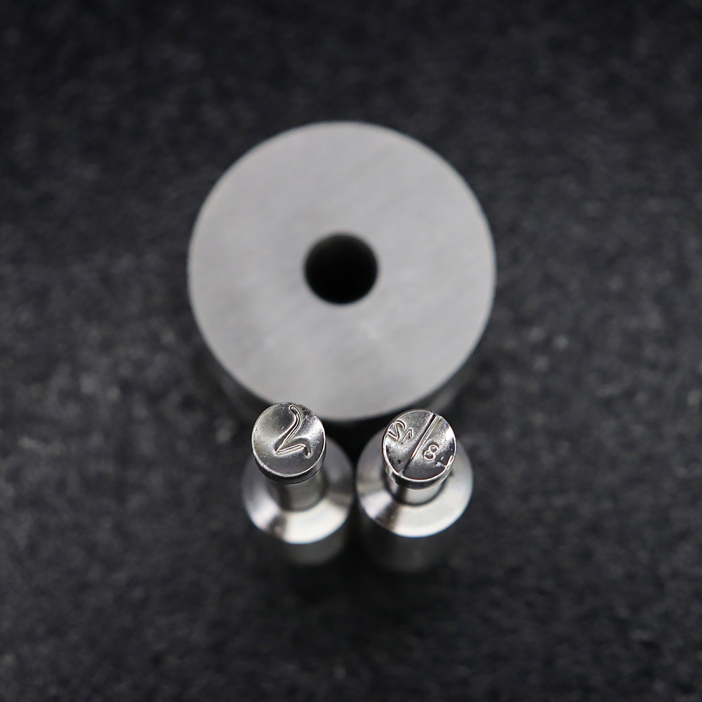 V/4812 tdp molds punch tablet dies Press tdp-5 parts Candy Cast lab supply tools Cast Press For tdp Machine For TDP 0/TDP-1.5 or TDP-5 molds Single Machine
V/4812 tdp molds punch tablet dies Press tdp-5 parts Candy Cast lab supply tools Cast Press For tdp Machine For TDP 0/TDP-1.5 or TDP-5 molds Single Machine