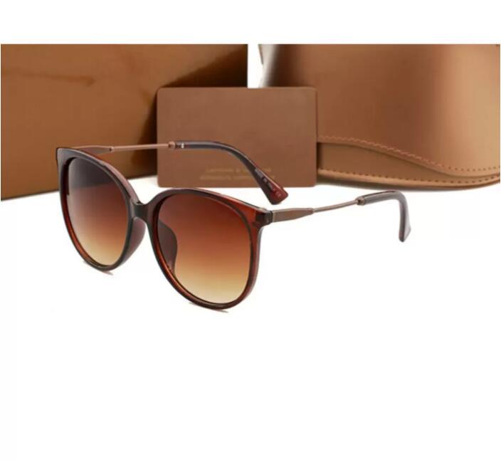 Fashion Sunglasses Designer Sunglasses Men Women Eyeglasses Outdoor Shades PC Frame Fashion Classic Lady Sun glasses Mirrors for Woman
Fashion Sunglasses Designer Sunglasses Men Women Eyeglasses Outdoor Shades PC Frame Fashion Classic Lady Sun glasses Mirrors for Woman
