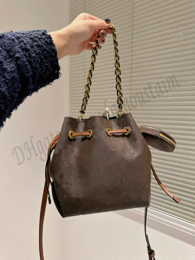 BELLA TOTE Bag designer handbags women shoulder bag Mahina bucket drawstring bags Ladies Fashion Shopping Backpack Totes Purse Luxury Monograms Crossbody Wallet, 01
BELLA TOTE Bag designer handbags women shoulder bag Mahina bucket drawstring bags Ladies Fashion Shopping Backpack Totes Purse Luxury Monograms Crossbody Wallet, 01
