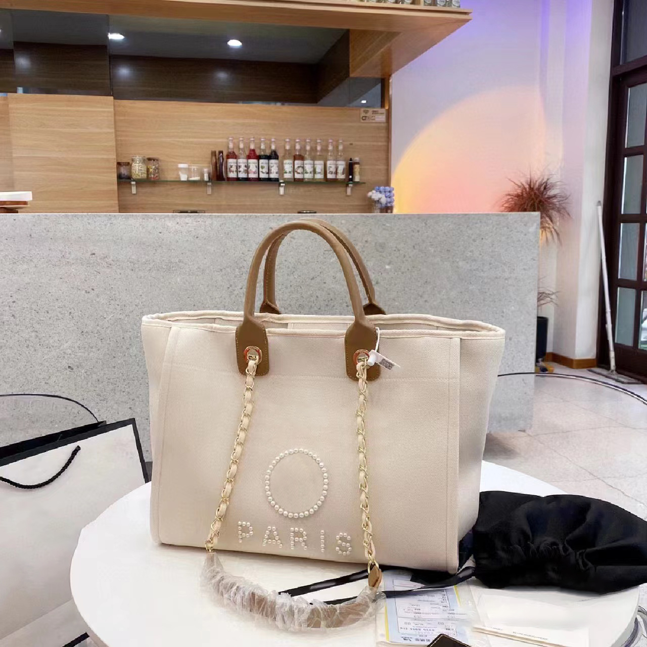 fashion deauville channel shoulder bags Women handbags pochette THE TOTE BAG MEN weekend Beach bag Luxury Designer linen Top handle travel lady Shopping purse totes
fashion deauville channel shoulder bags Women handbags pochette THE TOTE BAG MEN weekend Beach bag Luxury Designer linen Top handle travel lady Shopping purse totes