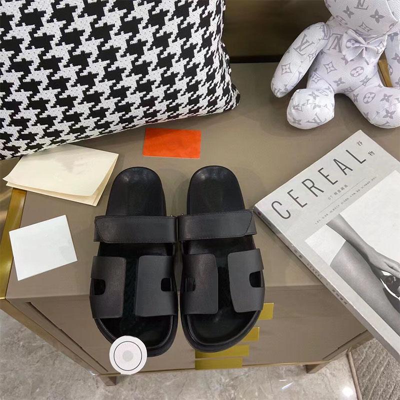 Luxury Designer Cyprus Slippers For Women Men Beach Classic Flat Sandals Summer Ladies Leather Flip Flop Orange White Black Men's Slides with Shell Shoes Unisex, Black round hole (slippers)
Luxury Designer Cyprus Slippers For Women Men Beach Classic Flat Sandals Summer Ladies Leather Flip Flop Orange White Black Men's Slides with Shell Shoes Unisex, Black round hole (slippers)