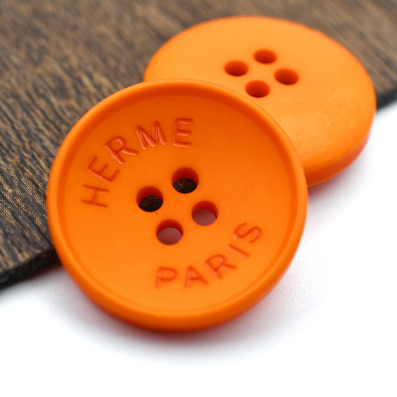 3 Colors Special Design Letter Resin Buttons for Shirt Sweater Cardigan Round Diy Sewing Button with Stamp