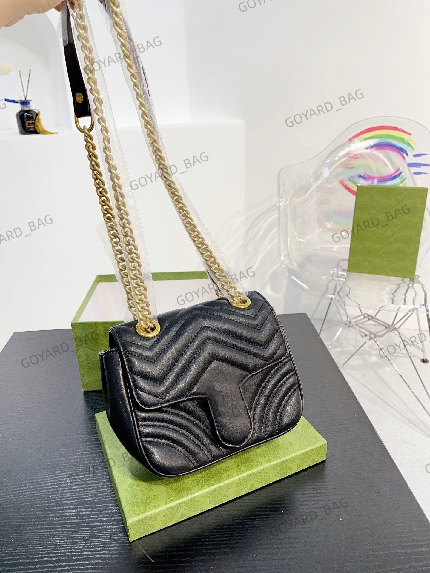 Marmont Mini Shoulder Bag Women Double G Handbag Crossbody Messenger Bags Wavy Stripe Thread Stylish Golden Chain Strap Handle Bag Multi Color for Woman
Marmont Mini Shoulder Bag Women Double G Handbag Crossbody Messenger Bags Wavy Stripe Thread Stylish Golden Chain Strap Handle Bag Multi Color for Woman