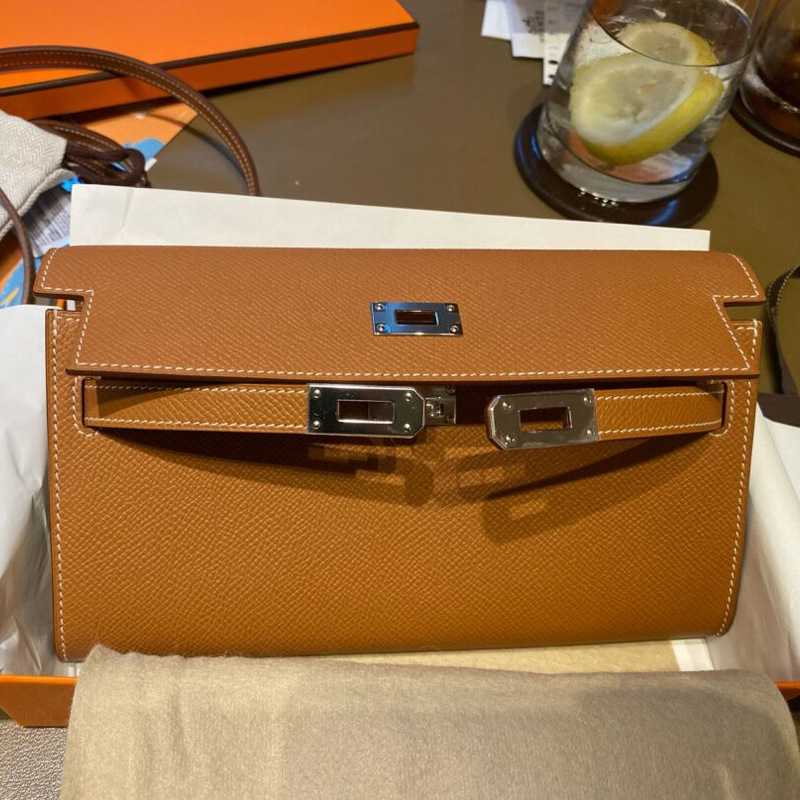 Kellies Bag Designer 2023 Fashion Women Woc Purse to Go Leather Women's One Shoulder Cross-body Mini, Elephant grey;pony silk scarf;gold b
Kellies Bag Designer 2023 Fashion Women Woc Purse to Go Leather Women's One Shoulder Cross-body Mini, Elephant grey;pony silk scarf;gold b