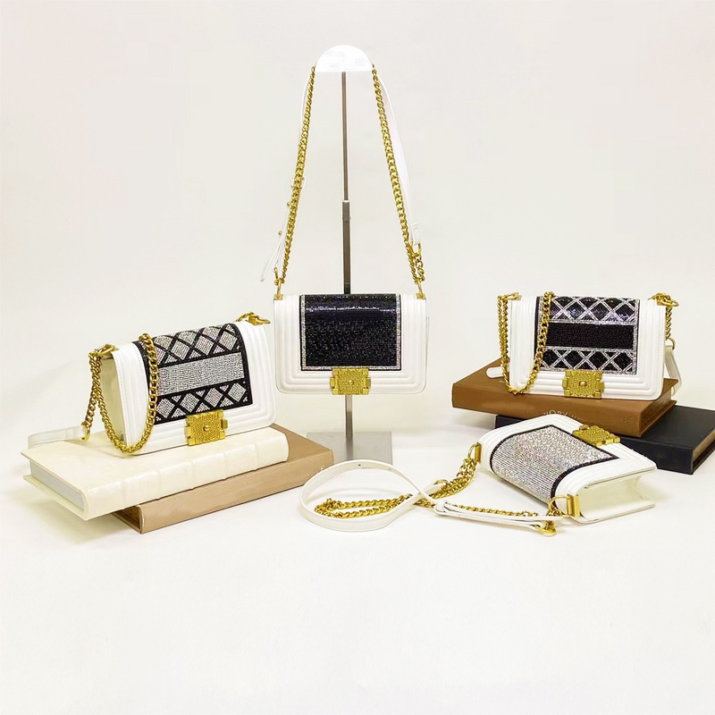 Luxury Brand Designer Diamonds Shoulder Bag for Women Cover Crossbody purse Geometric Handbags Plaid Chain Crossbody BAGS Diamond LaoDong6219, Style 1
Luxury Brand Designer Diamonds Shoulder Bag for Women Cover Crossbody purse Geometric Handbags Plaid Chain Crossbody BAGS Diamond LaoDong6219, Style 1