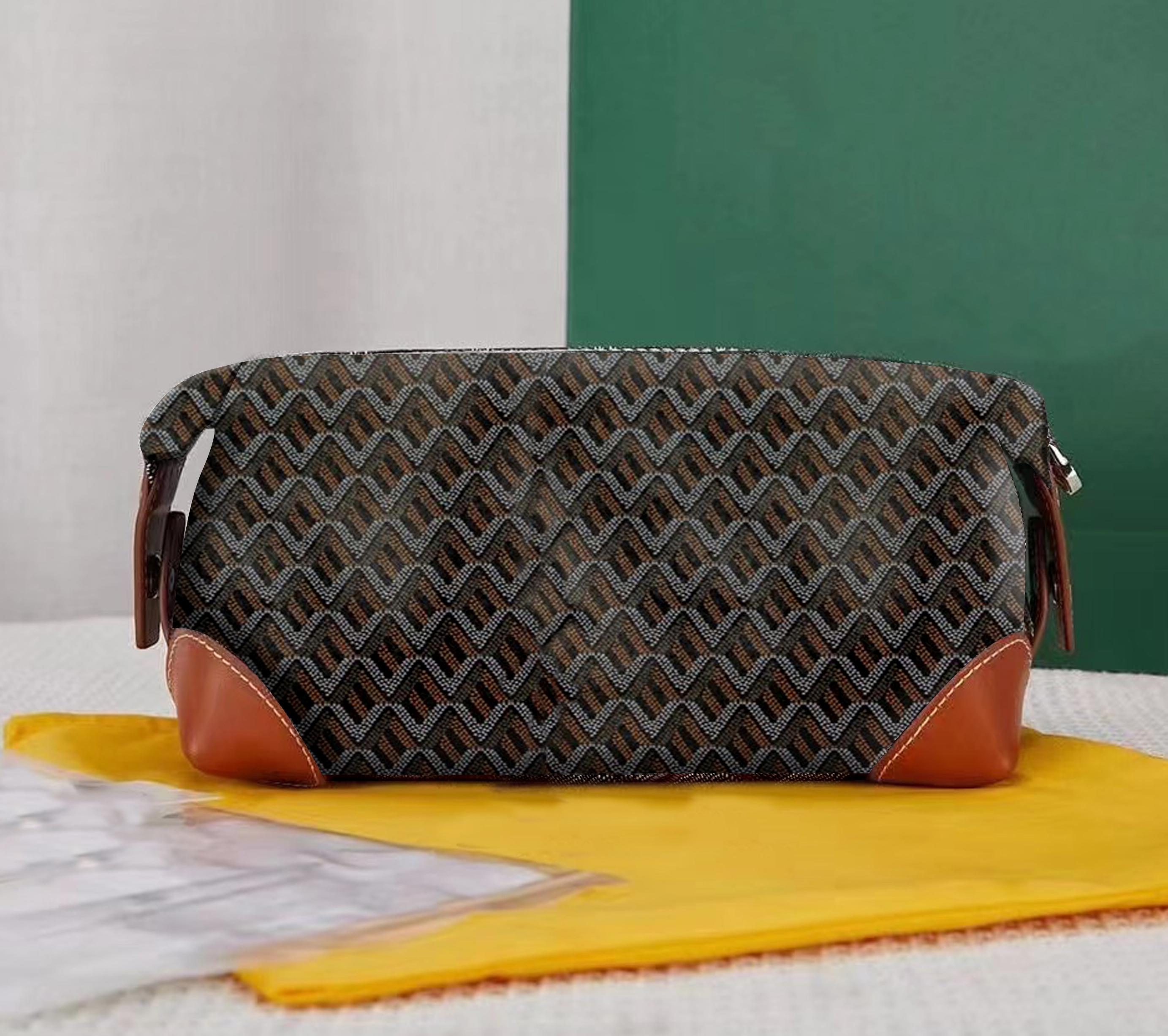 Clutch Bags Women men toilet ecrue bag Highest quality Envelope package documents Toiletry Pouch Protection Makeup Clutch Leather C3, White
Clutch Bags Women men toilet ecrue bag Highest quality Envelope package documents Toiletry Pouch Protection Makeup Clutch Leather C3, White