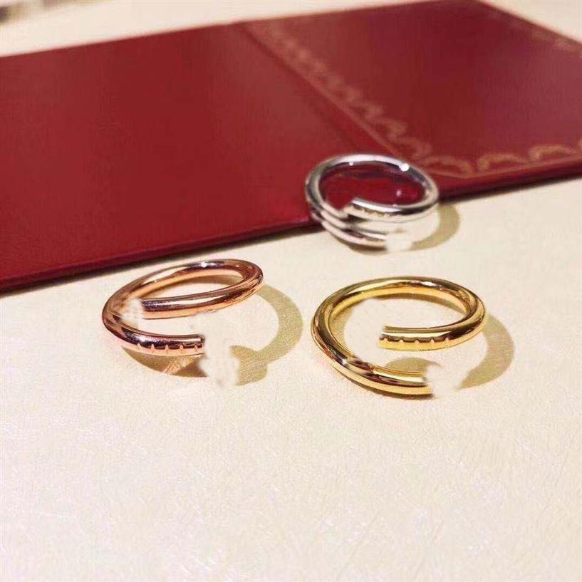 Classic 2021 high quality luxury nail ring with diamonds at the head and tail charm love original packaging gift box276M
Classic 2021 high quality luxury nail ring with diamonds at the head and tail charm love original packaging gift box276M