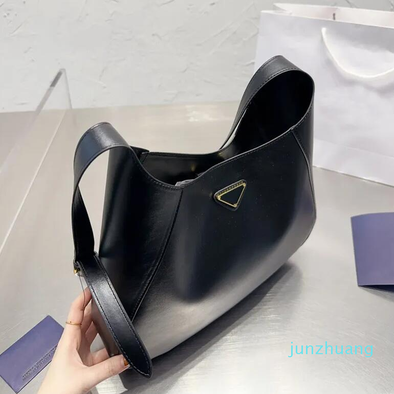 Women Luxury Handbags Shopping Bags Fashion Soft Leather Geometry Shoulder Bags Casual Inverted Triangle Tote Top Quality 44, P1
Women Luxury Handbags Shopping Bags Fashion Soft Leather Geometry Shoulder Bags Casual Inverted Triangle Tote Top Quality 44, P1