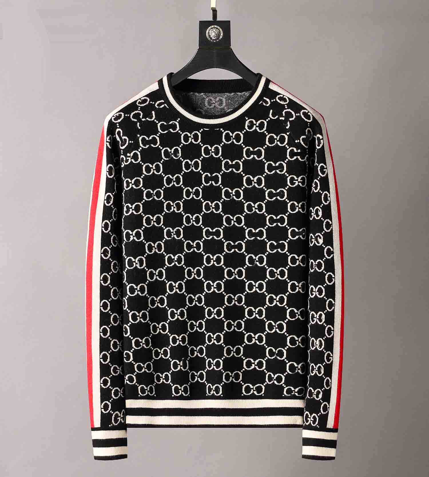2023 mens designer sweaters retro classic luxury sweatshirt men Arm letter embroidery Round neck comfortable high-quality jumper fashion cardigan for men size
2023 mens designer sweaters retro classic luxury sweatshirt men Arm letter embroidery Round neck comfortable high-quality jumper fashion cardigan for men size