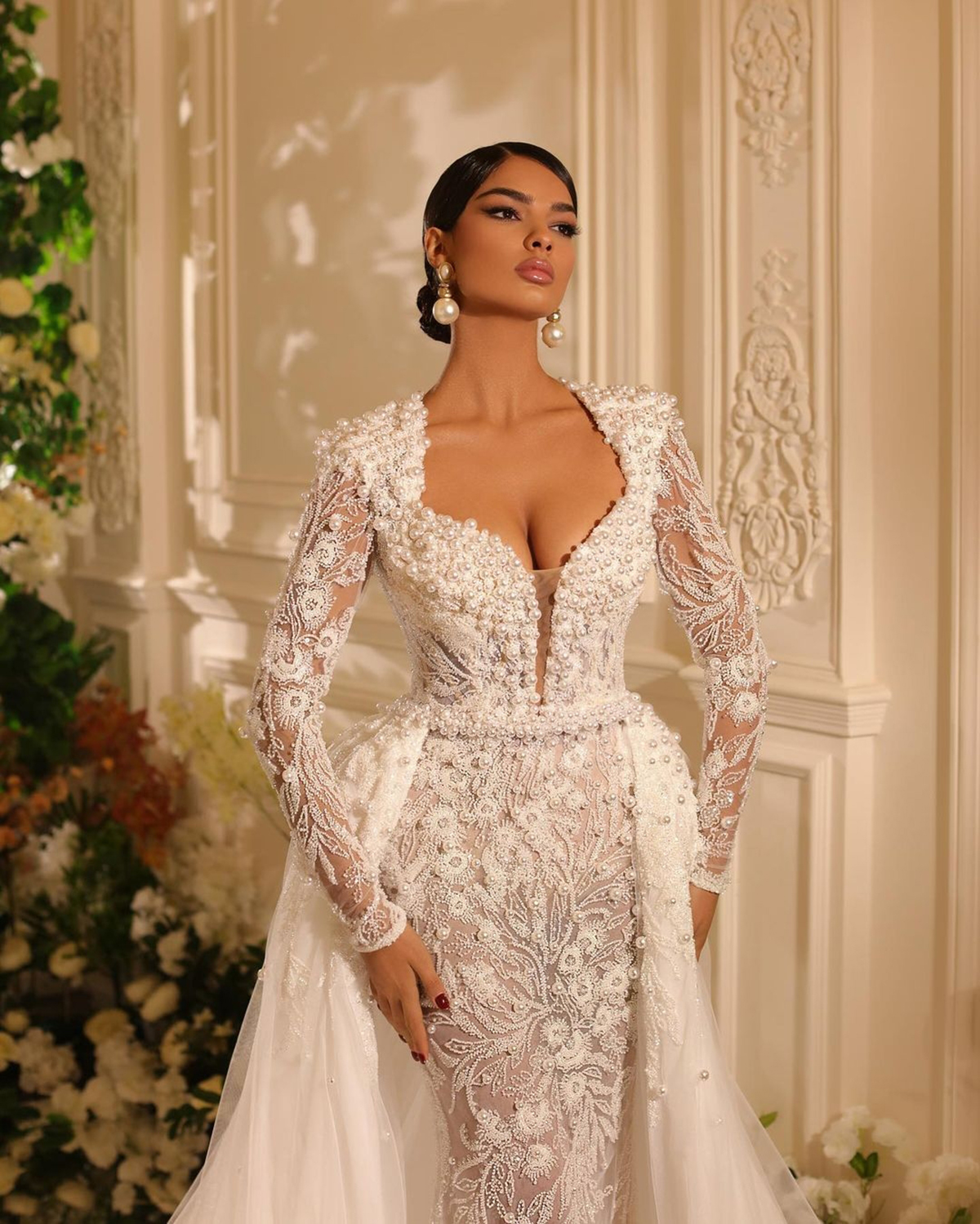 Pearls Mermaid Wedding Dresses 2023 V Neck Long Sleeve Lace Appliques Bride Dress With Detachable Train Bridal Gowns Vestido De Noiva Dr0320