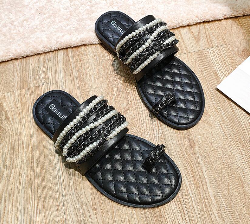 Fashion Women's Slippers Designer Slippers Leather Women 2023 Summer Beach Stripes Casual Flip-flops Smooth Sandals Pearl Chain Slippers 35-40
Fashion Women's Slippers Designer Slippers Leather Women 2023 Summer Beach Stripes Casual Flip-flops Smooth Sandals Pearl Chain Slippers 35-40