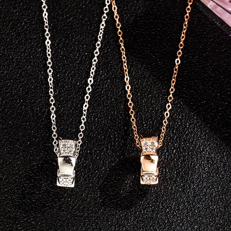 s925 sterling silver crystal jewelry serpentine interdrill snake bone sweater chain luxury style original buckle bead silver necklace
s925 sterling silver crystal jewelry serpentine interdrill snake bone sweater chain luxury style original buckle bead silver necklace