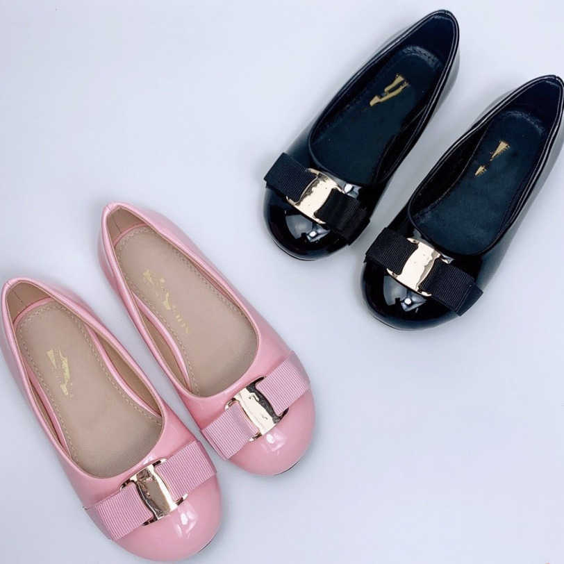 23ss designer brand kids leather shoes girls princess shoes spring autumn new western-style soft bottom pink white single shoes a1, Black
23ss designer brand kids leather shoes girls princess shoes spring autumn new western-style soft bottom pink white single shoes a1, Black
