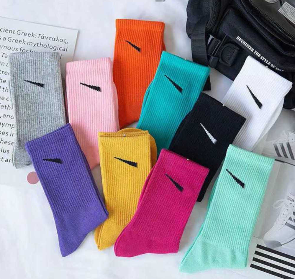 Fashion Luxury Men's Socks Women's Hook Brand Stockings Designers Candy Colorful Medium Long Women Men Couple's Stocking Breathable Yoga 6pt8, Black
Fashion Luxury Men's Socks Women's Hook Brand Stockings Designers Candy Colorful Medium Long Women Men Couple's Stocking Breathable Yoga 6pt8, Black