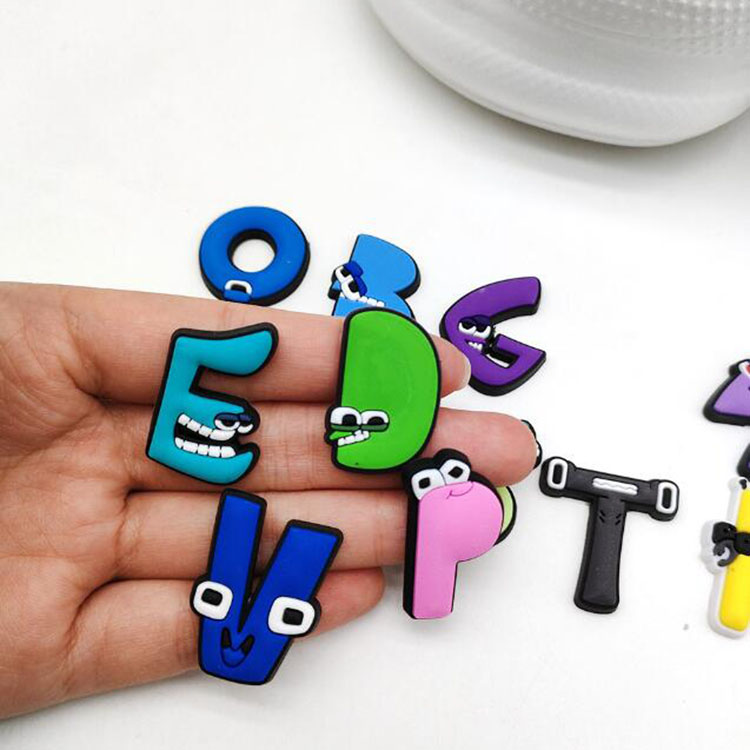 100pcs cartoon letter game cute shoe charms hole shoe flower decoration buckle accessories kid children gift