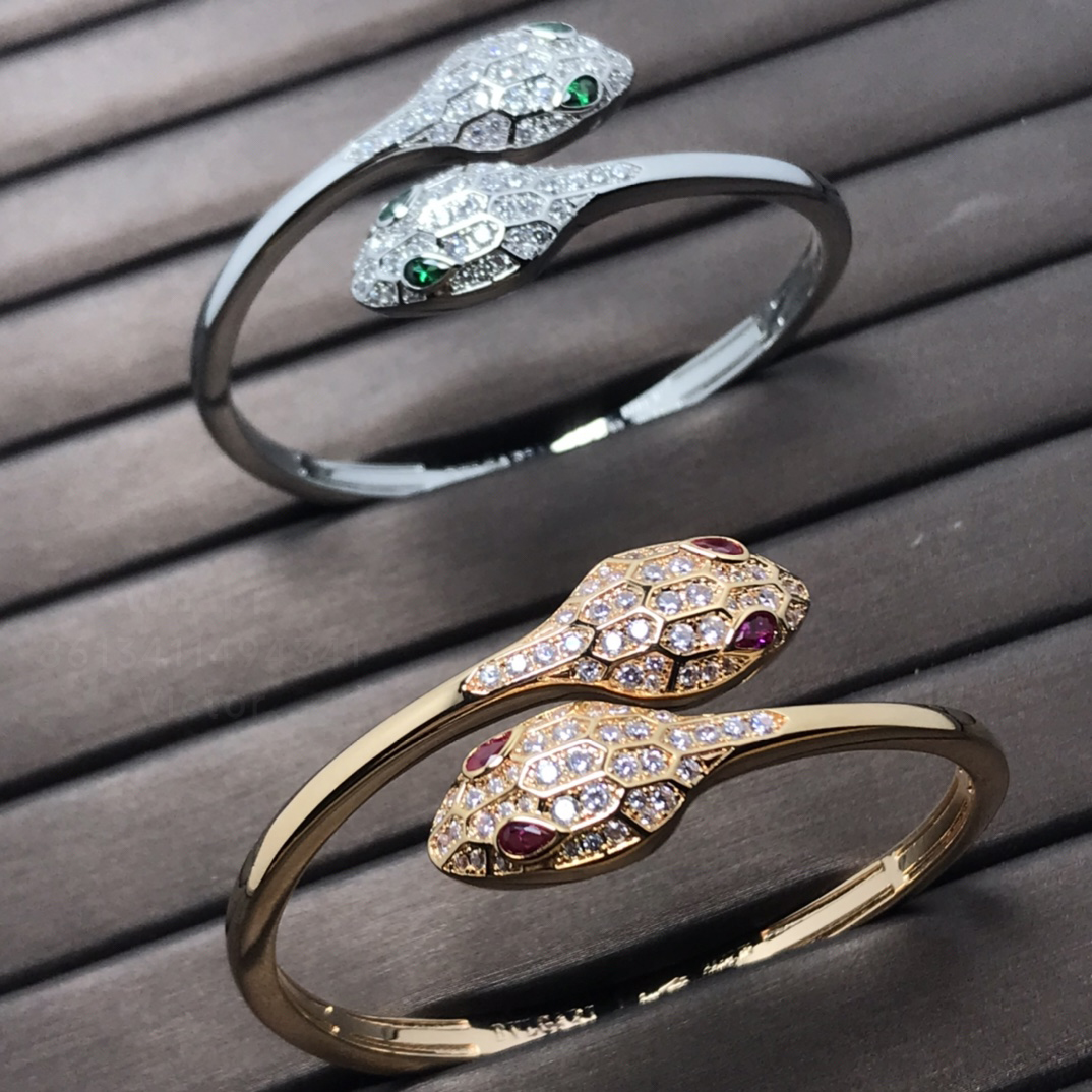 BUIGARI Double headed snake series designer single bangle for woman diamond highest counter quality fashion luxury classic style premium gifts 051 A
BUIGARI Double headed snake series designer single bangle for woman diamond highest counter quality fashion luxury classic style premium gifts 051 A