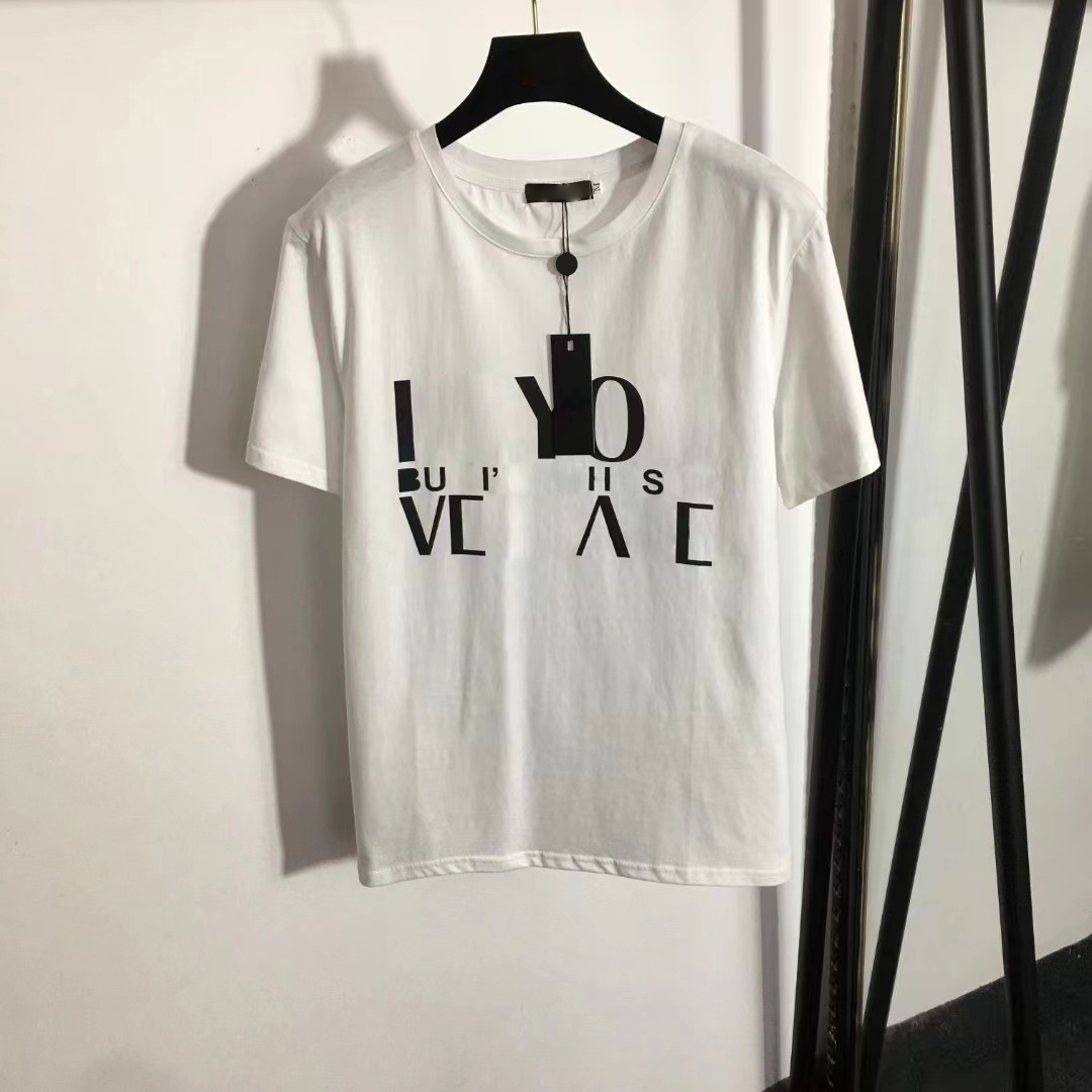 2023 Designers T-shirts Women Tees Apparel Casual Chest love Letter Shirt Luxurys Streets Short Sleeve Tops Clothes Pin Retraction Waist Short Style Crop Black SML
2023 Designers T-shirts Women Tees Apparel Casual Chest love Letter Shirt Luxurys Streets Short Sleeve Tops Clothes Pin Retraction Waist Short Style Crop Black SML
