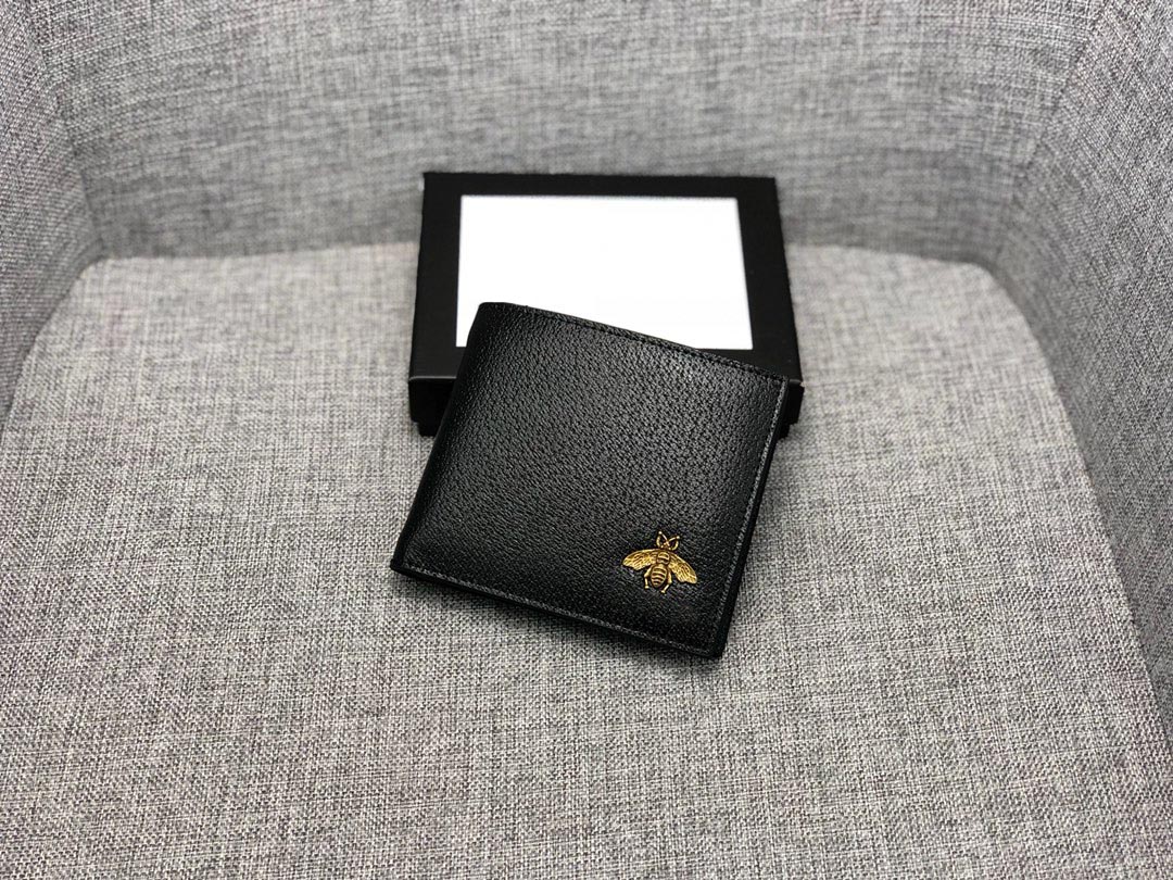 High Quality Mens Wallet Cowhide Material Designer Purse Slim Fold Wallets Card Holder Genuine Leather Credit Coin Purse With Original Box, Black-bee pattern 
High Quality Mens Wallet Cowhide Material Designer Purse Slim Fold Wallets Card Holder Genuine Leather Credit Coin Purse With Original Box, Black-bee pattern