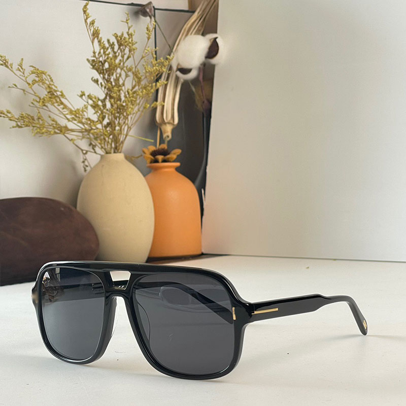 Designer Tom Sunglasses for women FT884 oversized frame lenses Ford Luxury sunglasses men classic brand original box
Designer Tom Sunglasses for women FT884 oversized frame lenses Ford Luxury sunglasses men classic brand original box