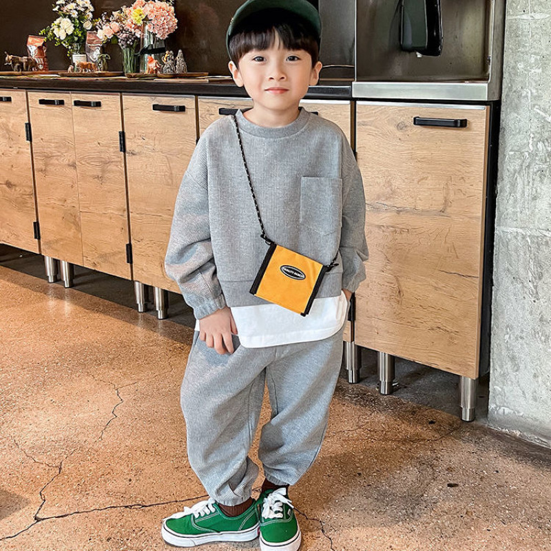 Clothing Sets 4 10 Years Old Boys Suit Spring And Autumn Thread False Two Piece Solid Color Tops Pants High Quality 230307